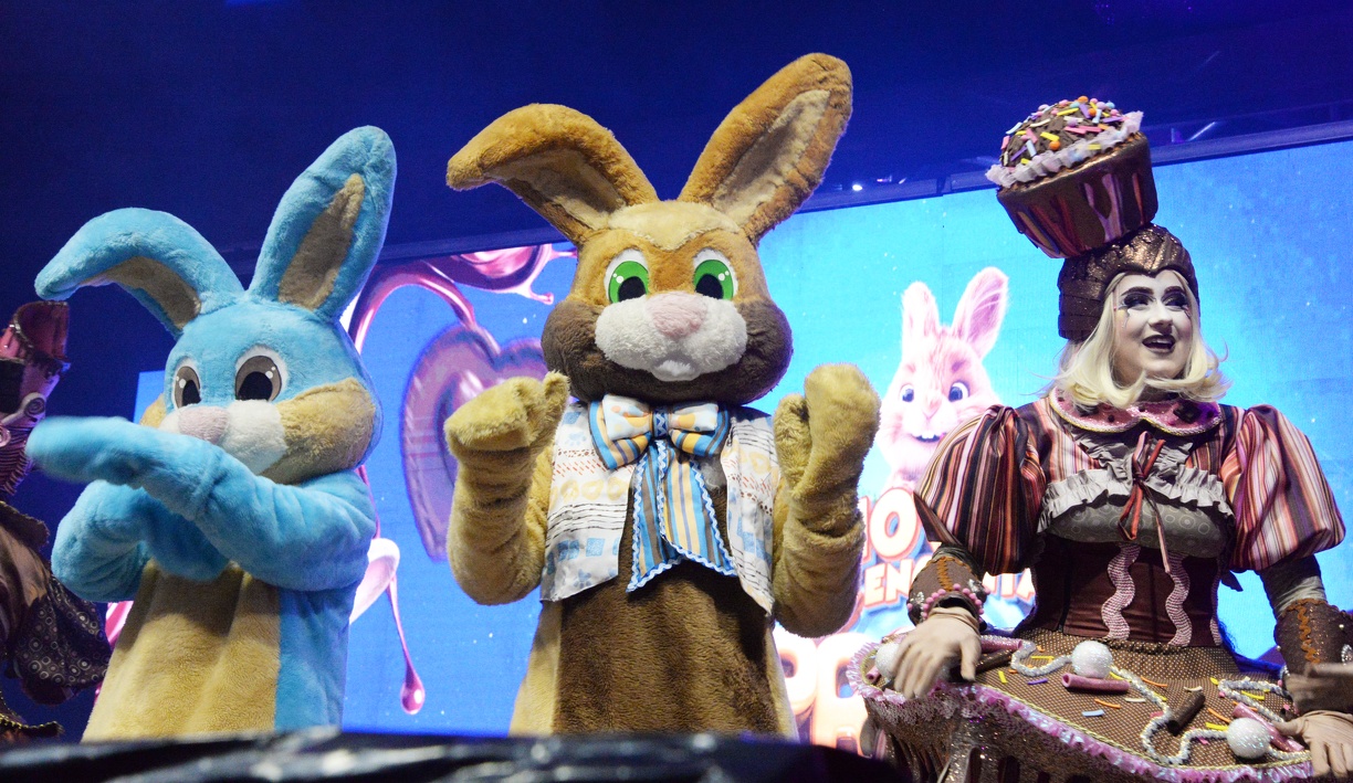 Personagens da Páscoa, de histórias infantis e desenhos animados ajudam na animação