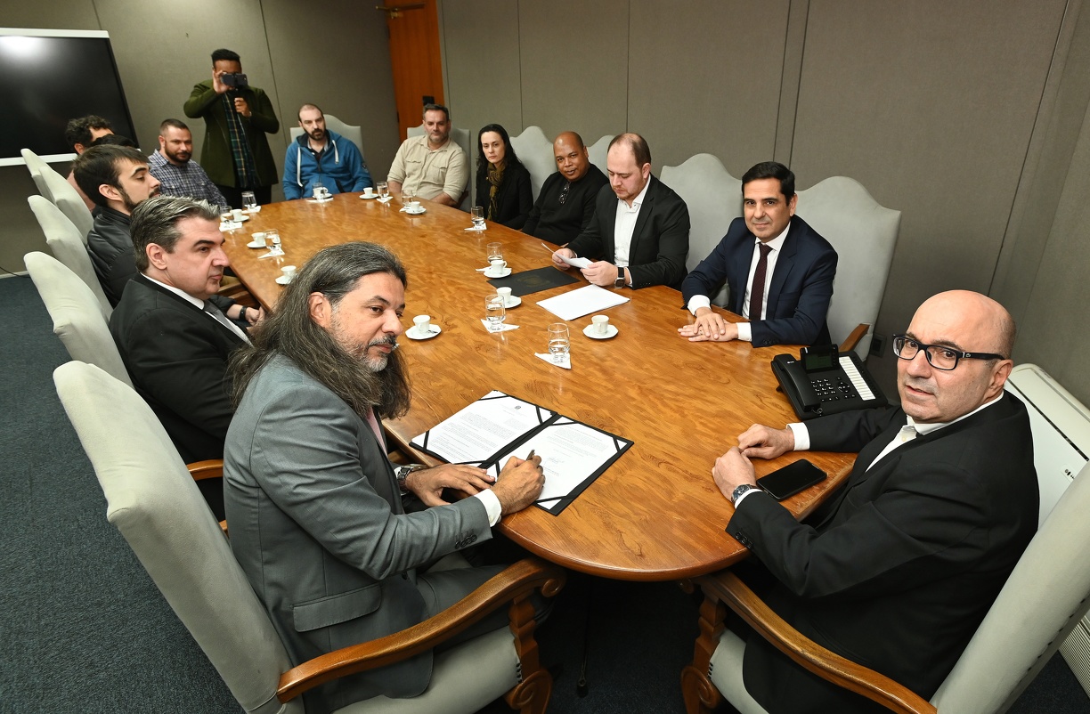 Para o delegado da Polícia Federal e chefe da PF em Campinas, Edson Geraldo de Sousa, a cessão do espaço foi "um ajuste extraordinário"