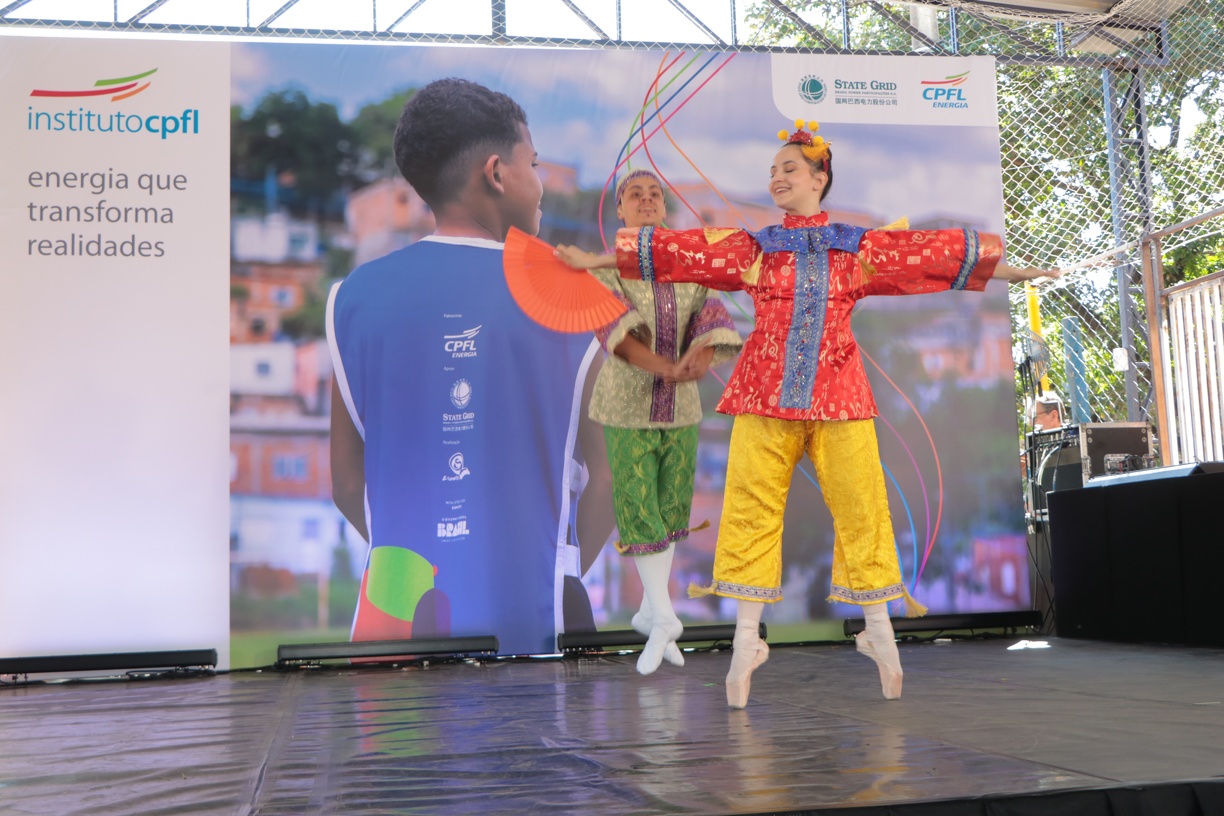 Núcleo campineiro da Companhia de Dança Cisne Negro oferecerá aulas de balé clássico