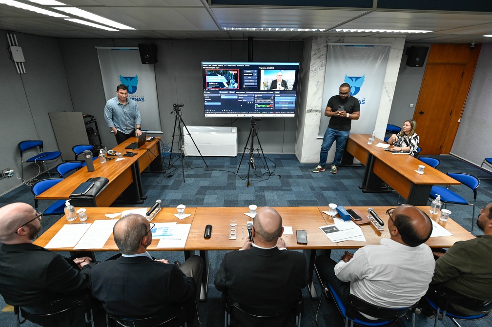 Audiência foi gravada e está disponível no youtube