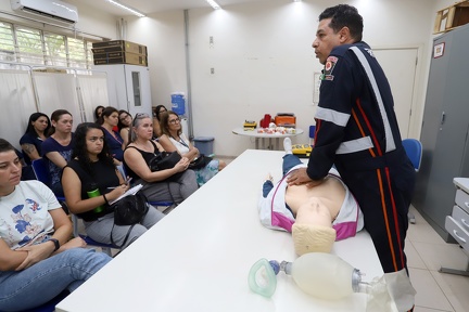Massagem cardíaca é essencial para o atendimento de emergência