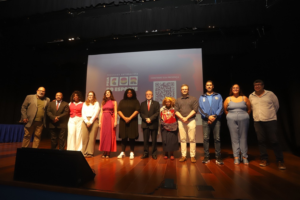 Participaram da cerimônia representantes da Prefeitura, da PUC-Campinas, da OAB e do Ministério Público, além de outras entidades ligadas ao tema