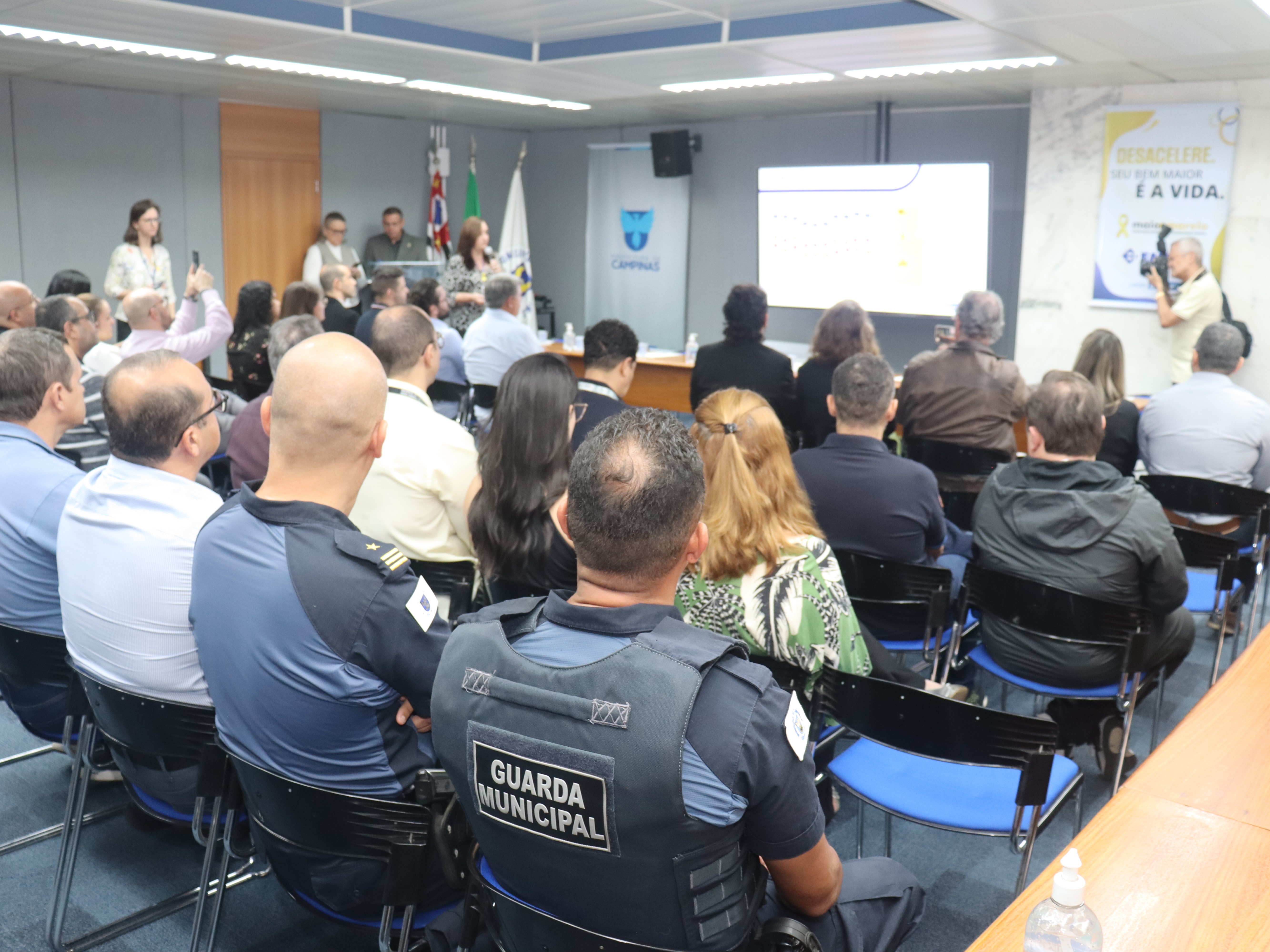 A reunião integrou a programação do Maio Amarelo, e foi marcada pelo balanço das ações já realizadas para alcançar as metas do Plano de Segurança Viária