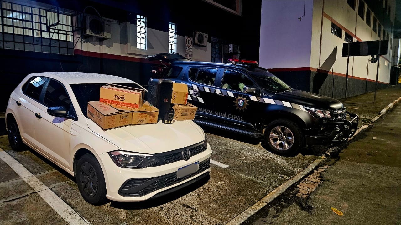 Guardas municipais apreendem veículo com caixas de café furtadas durante operação conjunta com a Polícia Militar no Centro de Campinas