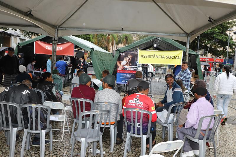 Mutirão com a participação do Judiciário também oferece regularização de documentos