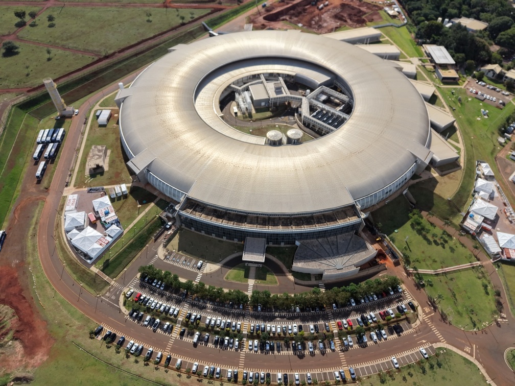 Entre outros importantes centros de pesquisa, Campinas sedia o Laboratório Nacional de Luz Síncrotron, em Barão Geraldo
