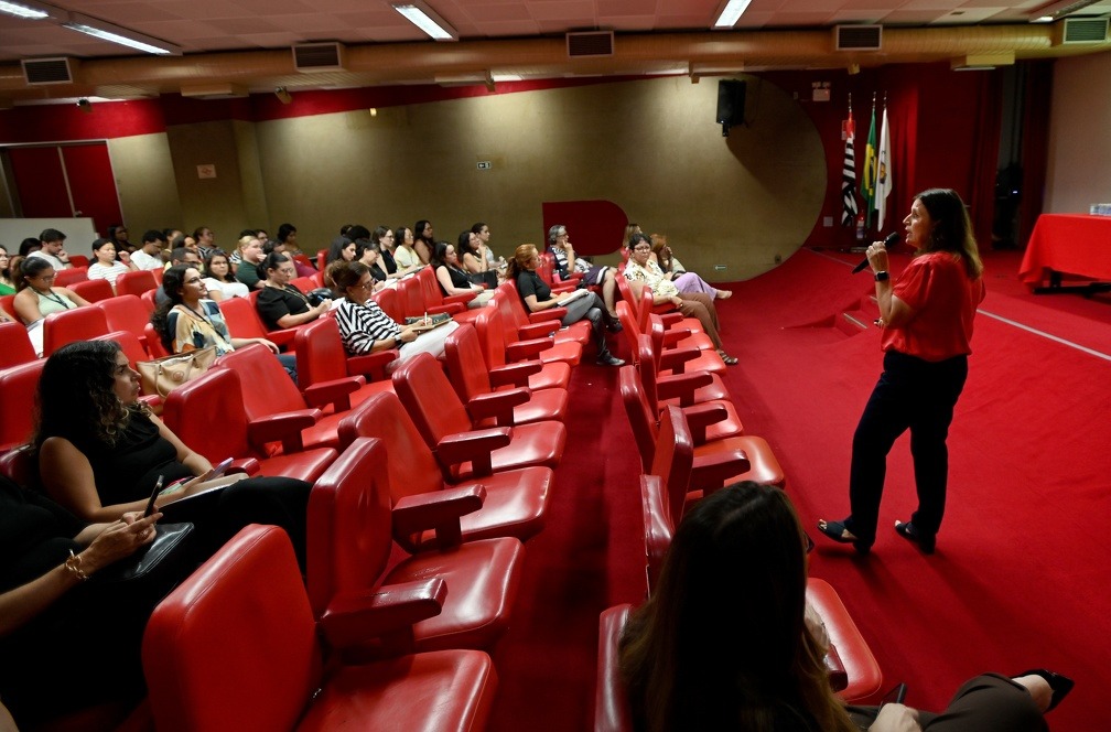 Os painéis futuros vão incluir estatísticas de doenças como meningite, tuberculose e sarampo, entre outras de transmissão respiratória