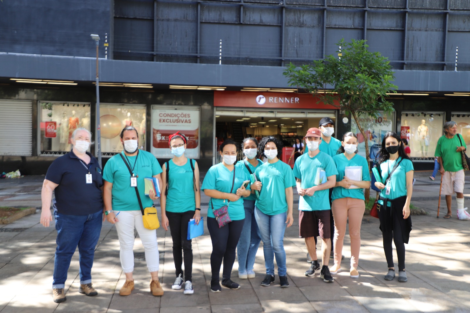 Equipe do SOS Rua percorre a cidade diariamente