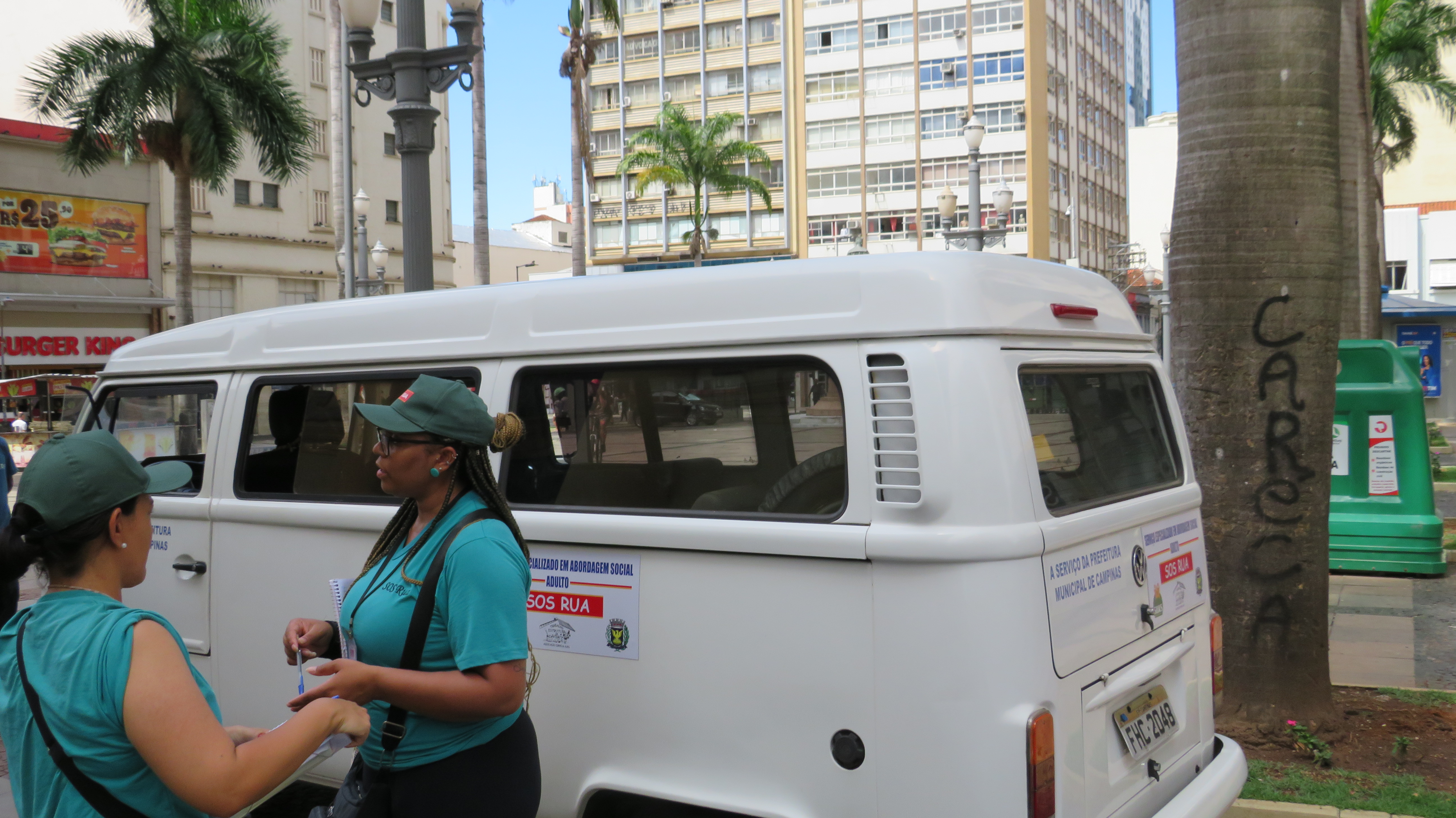 Sanasa atualmente oferece 1,2 mil copos de água por semana para o SOS Rua