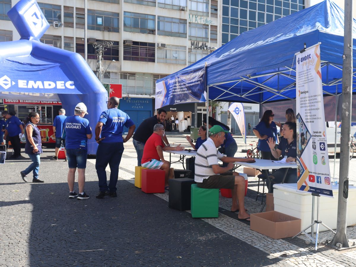 Na tenda da Emdec, também será possível emitir credenciais de vagas exclusivas; consultar ou abrir protocolos; e acessar informações sobre multas de trânsito e indicação de condutor