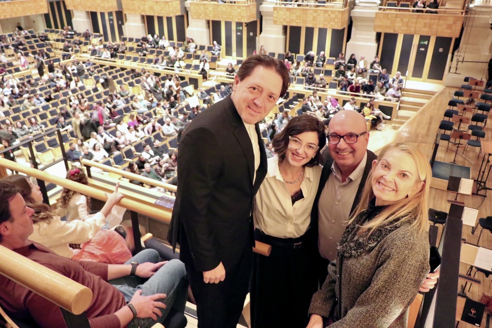 O maestro Evandro Matté, a primeira-dama Maria Giovana Fortunato, o prefeito Dário Saadi e a secretária de Cultura e Turismo de Campinas, Alexandra Caprioli